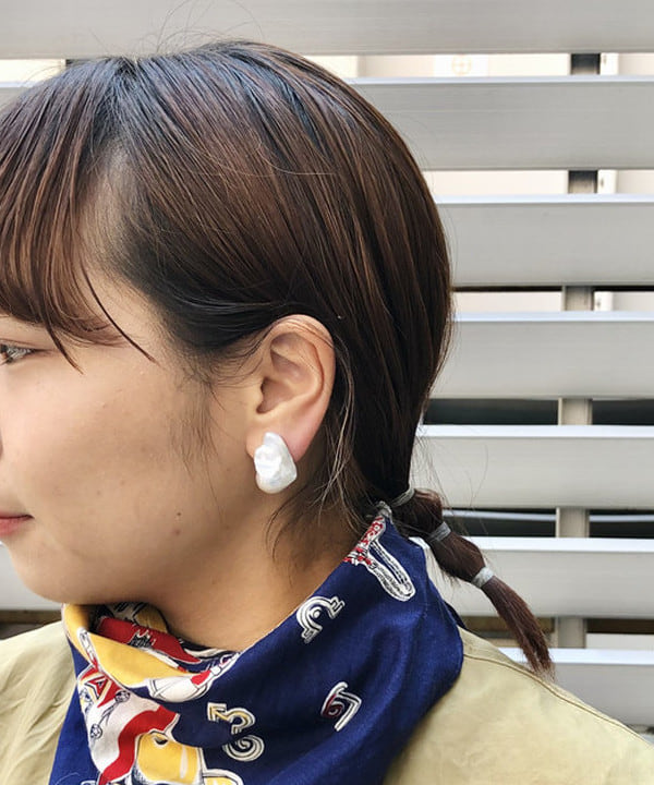 おとむさんの「BEAMS WOMEN｜【別注】BUZZ RICKSON'S / チノパンツ」を使ったコーディネート