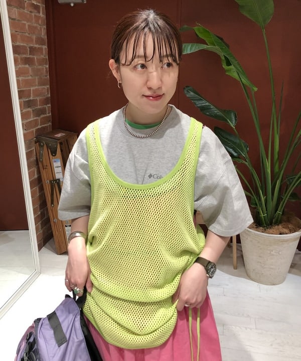イシイ サオリさんの「BEAMS WOMEN｜BEAMS BOY / フィッシュネット タンクトップ」を使ったコーディネート