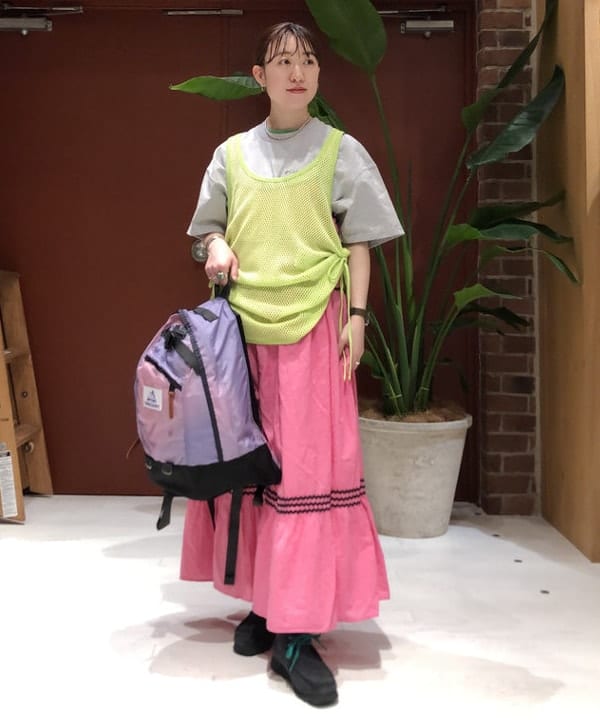 イシイ サオリさんの「BEAMS WOMEN｜BEAMS BOY / フィッシュネット タンクトップ」を使ったコーディネート