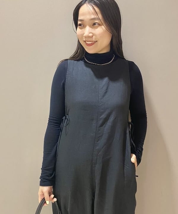 横川 真理奈さんの「BEAMS WOMEN｜」を使ったコーディネート