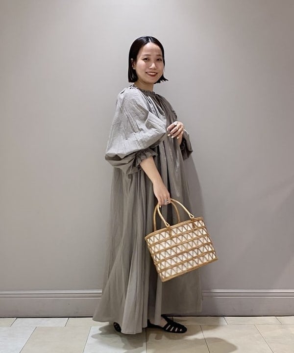 横川 真理奈さんの「BEAMS WOMEN｜」を使ったコーディネート