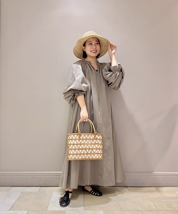 横川 真理奈さんの「BEAMS WOMEN｜」を使ったコーディネート