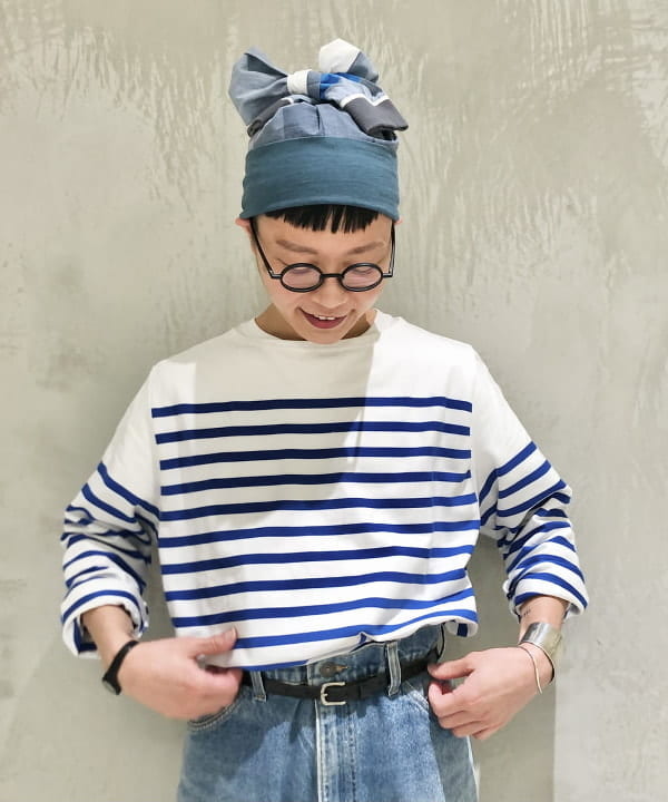 土田 達也さんの「BEAMS WOMEN｜ナバルボーダー ビッグ ボートネック カットソー」を使ったコーディネート