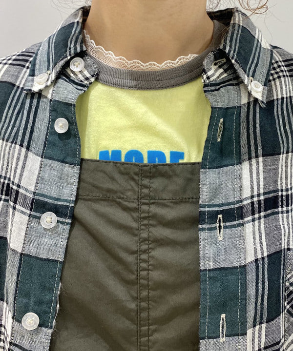 原口 愛さんの「BEAMS WOMEN｜ソロテックス レイン ビブ」を使ったコーディネート
