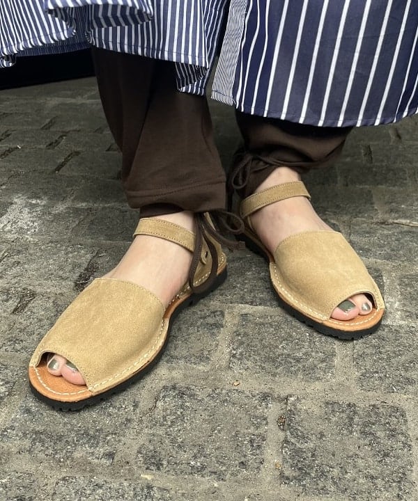 にしだてさんの「BEAMS WOMEN｜Dicesare Designs / Kabocha傘」を使ったコーディネート