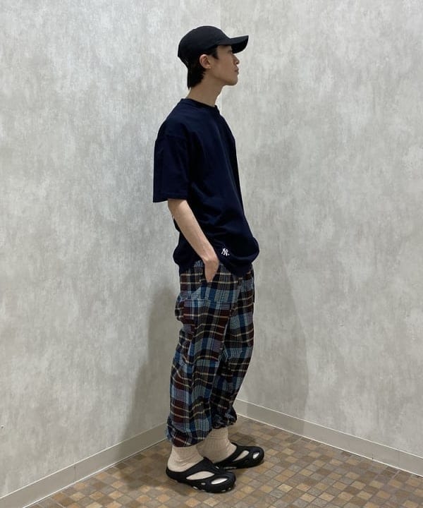 平柳 楓馬さんの「BEAMS WOMEN｜KEEN / シャンティ」を使ったコーディネート