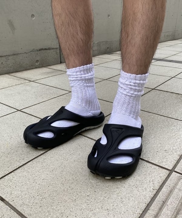 平柳 楓馬さんの「BEAMS WOMEN｜KEEN / シャンティ」を使ったコーディネート