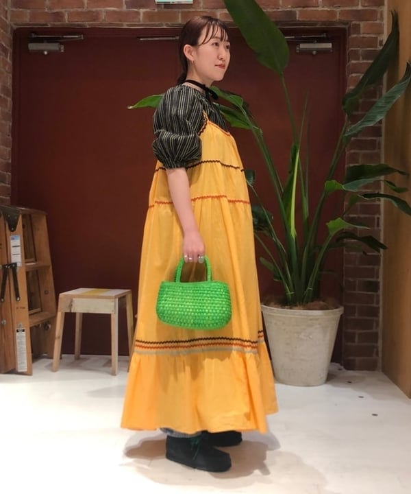 イシイ サオリさんの「BEAMS WOMEN｜MAGDA MADE &times; BEAMS BOY / パロマ バッグ」を使ったコーディネート