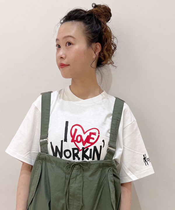 清水 彩乃さんの「BEAMS WOMEN｜BEAMS BOY / US ARMY オーバー パンツ」を使ったコーディネート