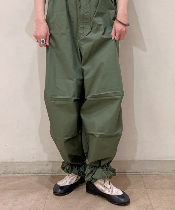 清水 彩乃さんの「BEAMS WOMEN｜BEAMS BOY / US ARMY オーバー パンツ」を使ったコーディネート