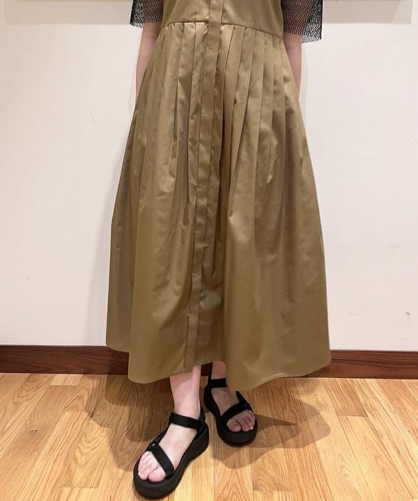 ちりこさんの「BEAMS WOMEN｜TEVA / HURRICANE XLT2 AMPSOLE　スニーカーサンダル 厚底 アウトドア 旅行」を使ったコーディネート