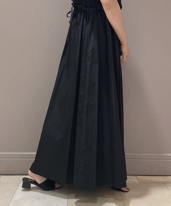 塚越 有紀さんの「BEAMS WOMEN｜【FEEL AND TASTE / flat tote キャンバス レオパード】」を使ったコーディネート