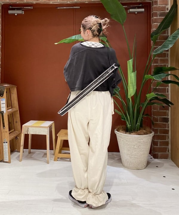 優意さんの「BEAMS WOMEN｜EURO SCHIRM / スイングライト UV」を使ったコーディネート
