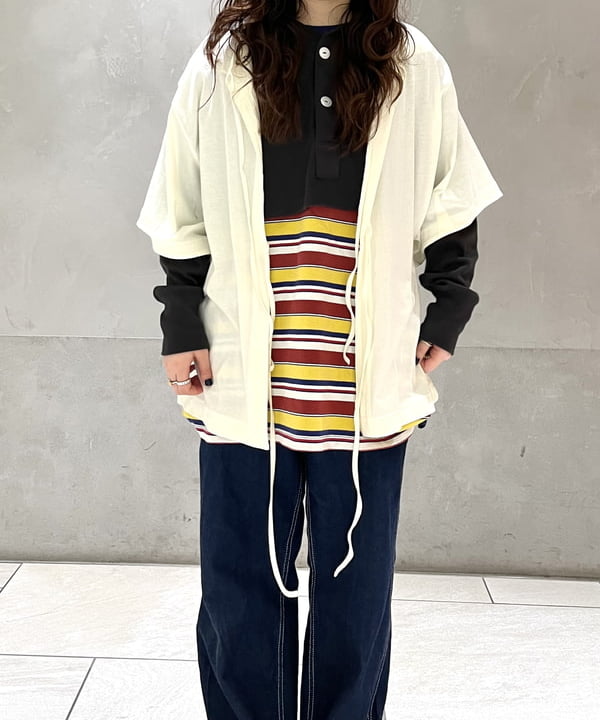 カスタニ モモノさんの「BEAMS WOMEN｜BEAMS BOY / バックトゥフロント メディカル ショートスリーブ」を使ったコーディネート