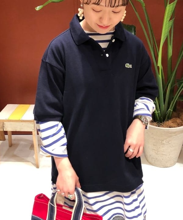 イシイ サオリさんの「BEAMS WOMEN｜LACOSTE &times; BEAMS BOY / 別注 ヘビーピケ ポロシャツ」を使ったコーディネート