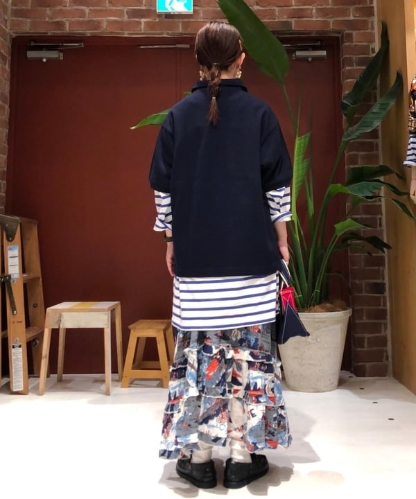 イシイ サオリさんの「BEAMS WOMEN｜LACOSTE &times; BEAMS BOY / 別注 ヘビーピケ ポロシャツ」を使ったコーディネート
