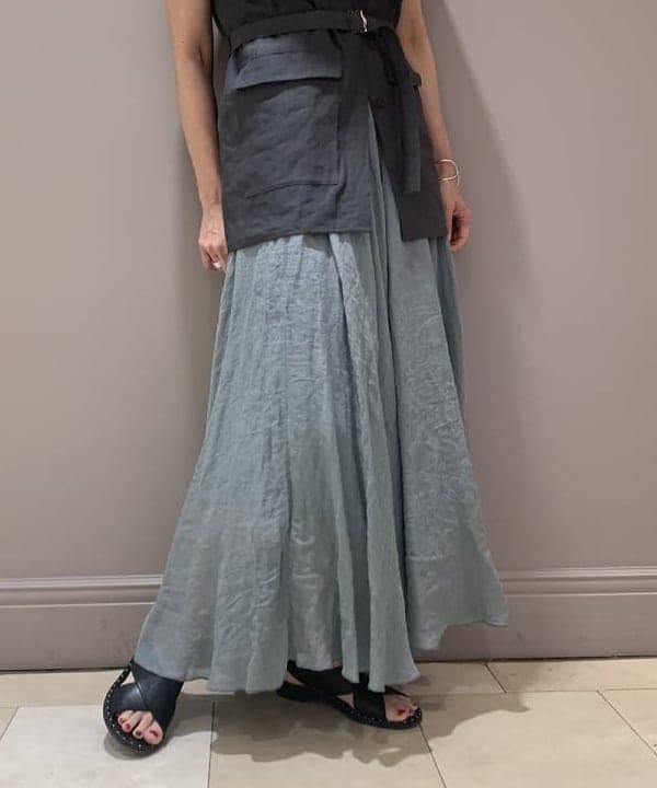 桑原 ふみさんの「BEAMS WOMEN｜ATON / スビン キャップスリーブ Tシャツ」を使ったコーディネート