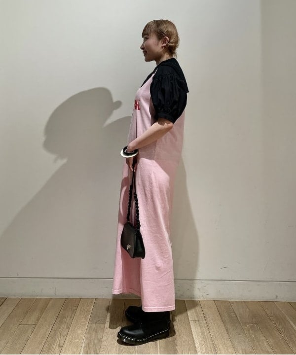 葛岡 七海さんの「BEAMS WOMEN｜▲Dr.Martens / PASCAL 8ホール ブーツ」を使ったコーディネート