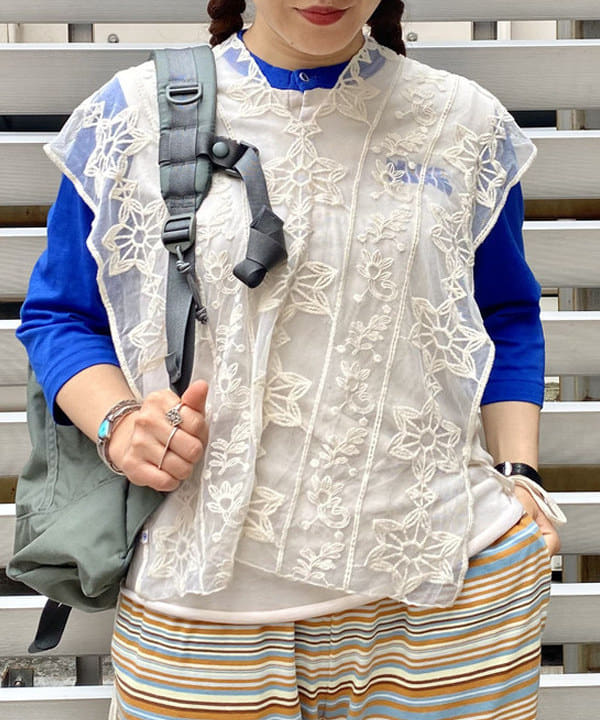 EMORIさんの「BEAMS WOMEN｜BEAMS BOY / ボーイ マルチボーダー イージーパンツ」を使ったコーディネート