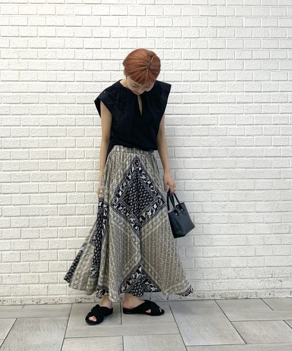 内山 瑛美さんの「BEAMS WOMEN｜」を使ったコーディネート