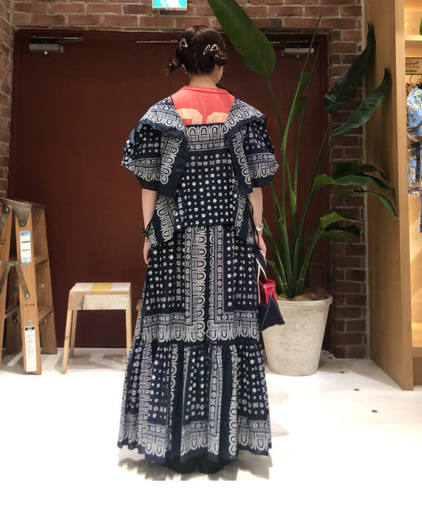 イシイ サオリさんの「BEAMS WOMEN｜BEAMS BOY / パネル クレイジー スカート」を使ったコーディネート