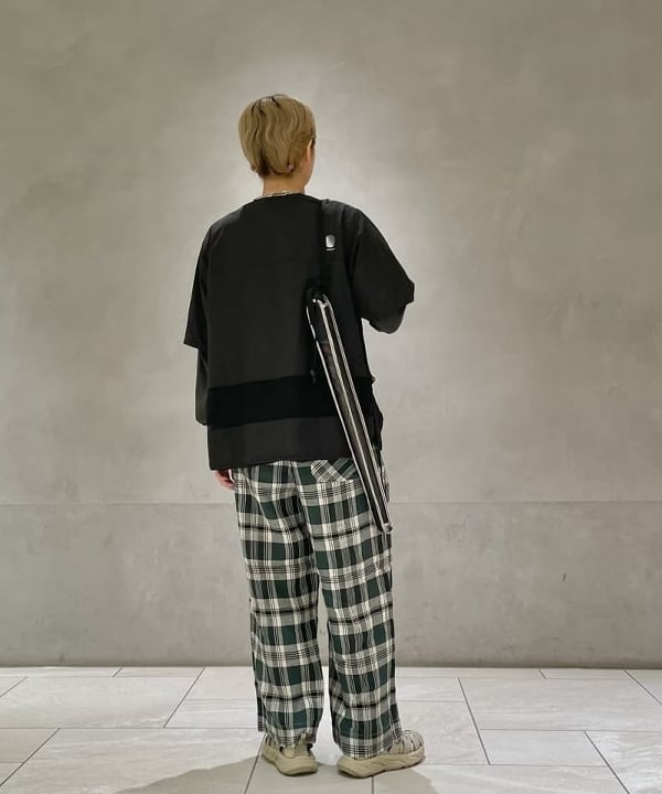 シマダリツコさんの「BEAMS WOMEN｜EURO SCHIRM / スイングライト UV」を使ったコーディネート