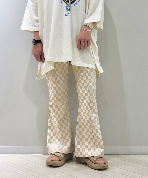 土田 達也さんの「BEAMS WOMEN｜TEVA / HURRICANE XLT2 AMPSOLE　スニーカーサンダル 厚底 アウトドア 旅行」を使ったコーディネート