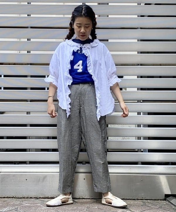 EMORIさんの「BEAMS WOMEN｜BEAMS BOY/ チェック ワンプリーツ テーパードパンツ」を使ったコーディネート