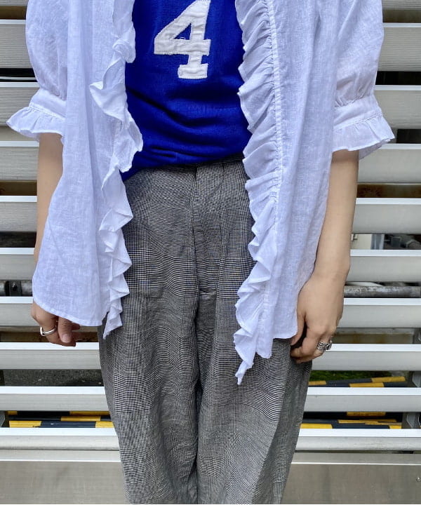 EMORIさんの「BEAMS WOMEN｜BEAMS BOY/ チェック ワンプリーツ テーパードパンツ」を使ったコーディネート