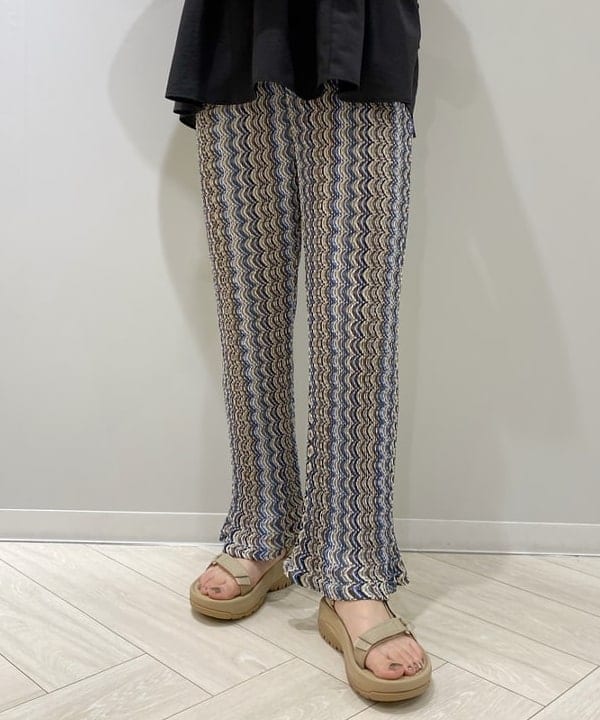 内山 美咲さんの「BEAMS WOMEN｜TEVA / HURRICANE XLT2 AMPSOLE」を使ったコーディネート