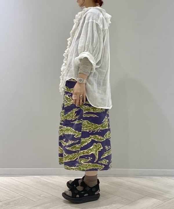 原口 愛さんの「BEAMS WOMEN｜MBT / KISUMU CLASSIC」を使ったコーディネート