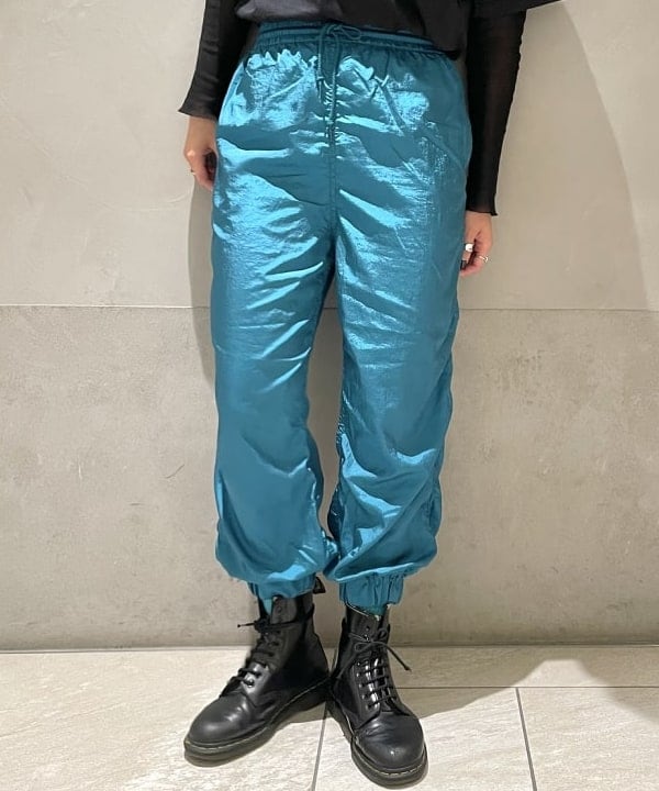 シマダリツコさんの「BEAMS WOMEN｜」を使ったコーディネート