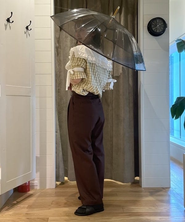 松本 佳菜子さんの「BEAMS WOMEN｜RBS / ツイスト サンダル」を使ったコーディネート