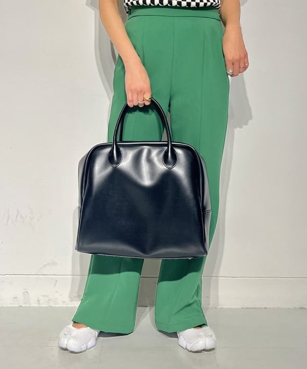 カワグチ シオリさんの「BEAMS WOMEN｜」を使ったコーディネート