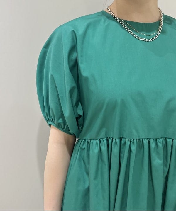 大川 美咲さんの「BEAMS WOMEN｜les bon bon / ヴィクトリア ネックレス ゴールド」を使ったコーディネート