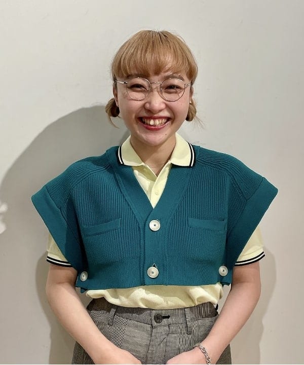 葛岡 七海さんの「BEAMS WOMEN｜BEAMS BOY/ チェック ワンプリーツ テーパードパンツ」を使ったコーディネート