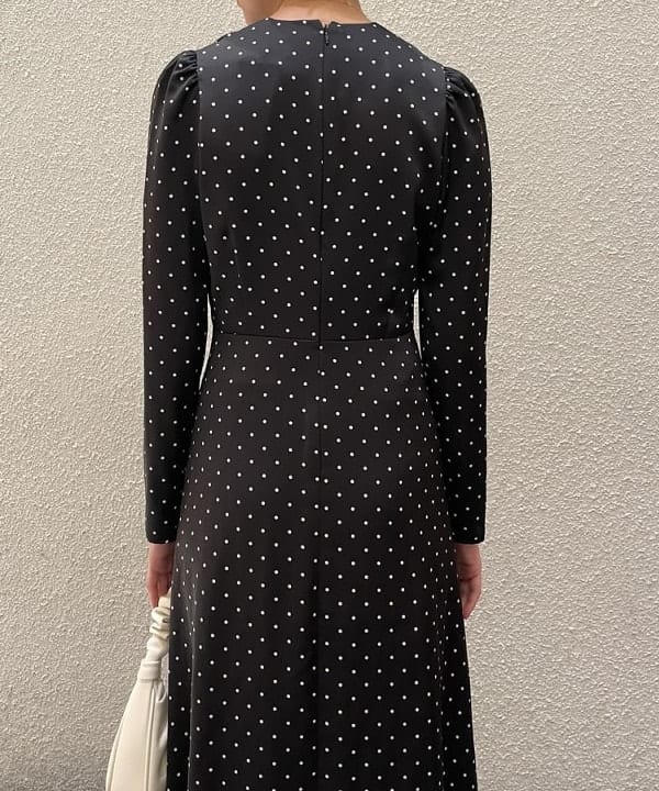 内山 瑛美さんの「BEAMS WOMEN｜」を使ったコーディネート