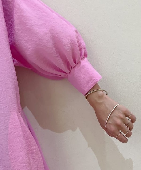 清水 彩乃さんの「BEAMS WOMEN｜BEAMS BOY / SILVER925 0.8mm リング」を使ったコーディネート