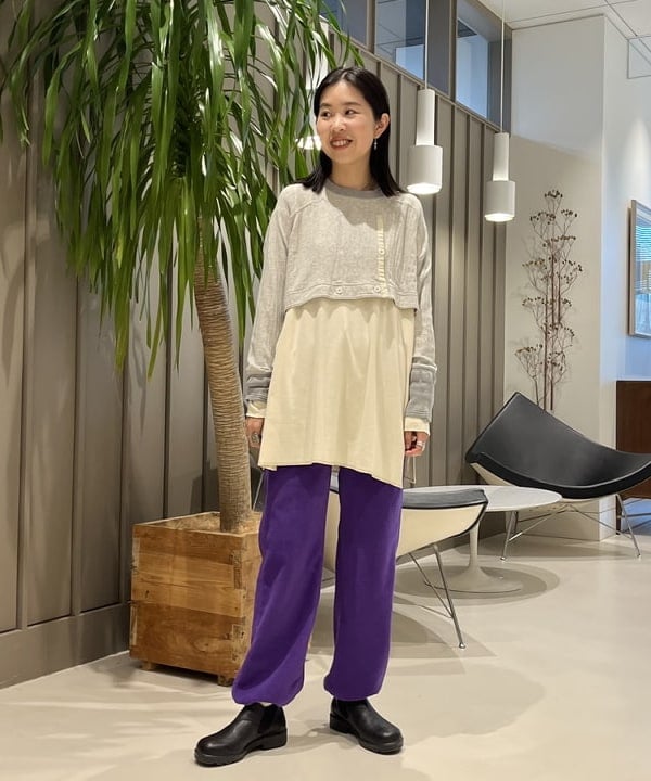 ミナミマリコさんの「BEAMS WOMEN｜Blundstone / LOW CUT」を使ったコーディネート