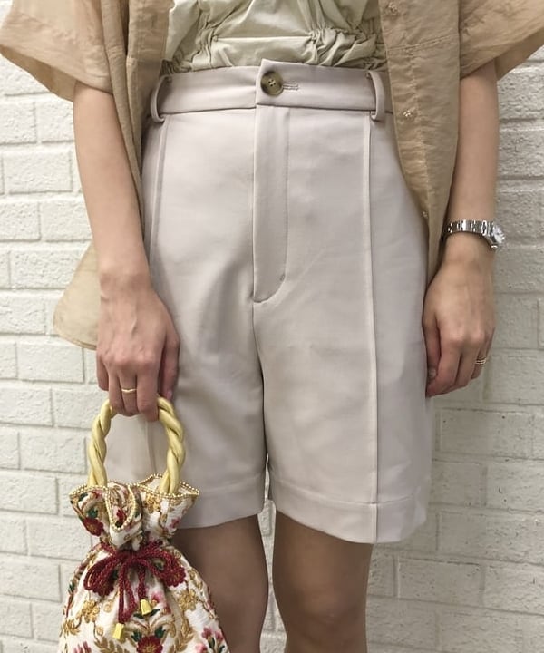 福岡 千晃さんの「BEAMS WOMEN｜」を使ったコーディネート