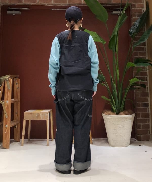 イシイ サオリさんの「BEAMS WOMEN｜BEAMS BOY / ビッグ フィッシングベスト」を使ったコーディネート