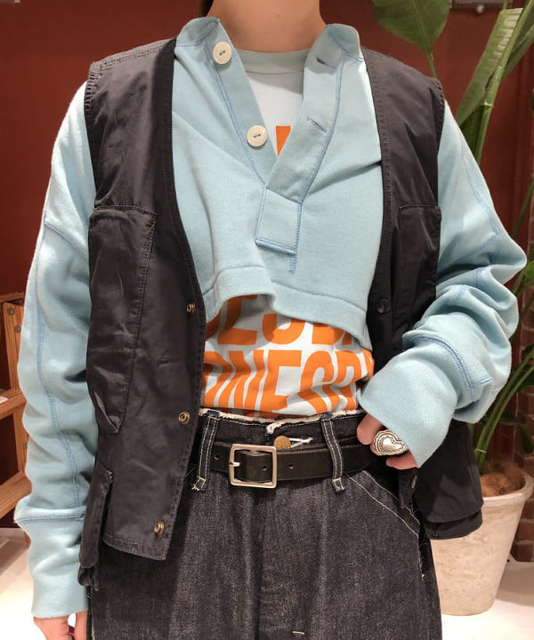 イシイ サオリさんの「BEAMS WOMEN｜BEAMS BOY / ビッグ フィッシングベスト」を使ったコーディネート