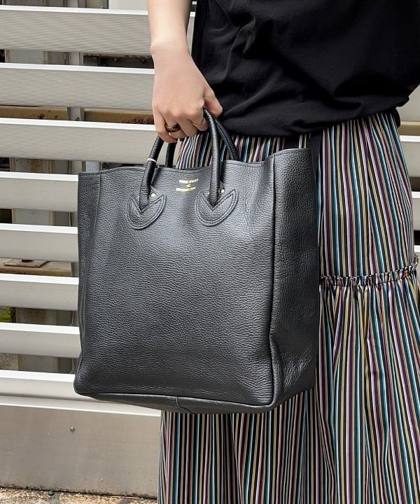 shirakiさんの「BEAMS WOMEN｜YOUNG&OLSEN / レザートートバッグ M」を使ったコーディネート