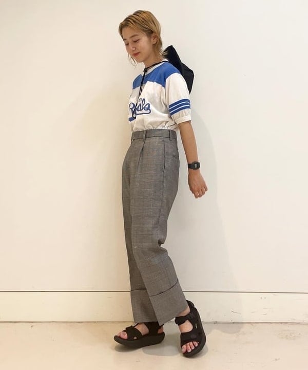 ハルカワエさんの「BEAMS WOMEN｜MBT / KISUMU CLASSIC」を使ったコーディネート