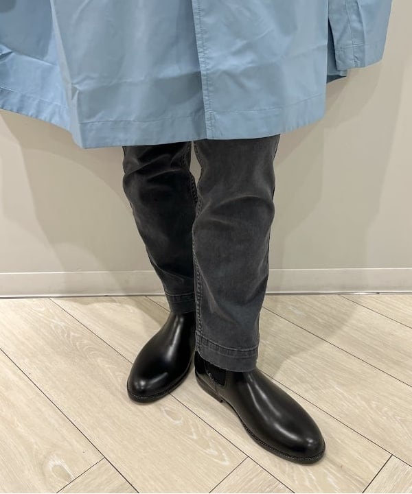 大川 美咲さんの「BEAMS WOMEN｜Traditional Weatherwear / バンブー ビニール傘」を使ったコーディネート