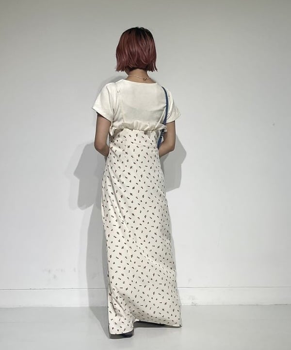 カワグチ シオリさんの「BEAMS WOMEN｜」を使ったコーディネート