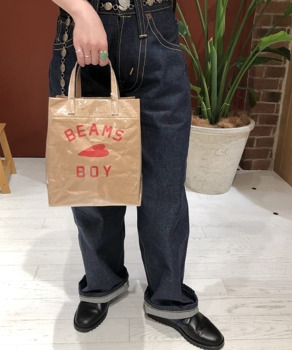 イシイ サオリさんの「BEAMS WOMEN｜BEAMS BOY / パネル クレイジー ショート スリーブ」を使ったコーディネート