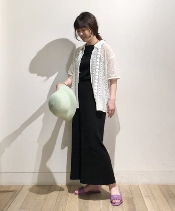 pinさんの「BEAMS WOMEN｜MOHI / コロネ サンダル」を使ったコーディネート