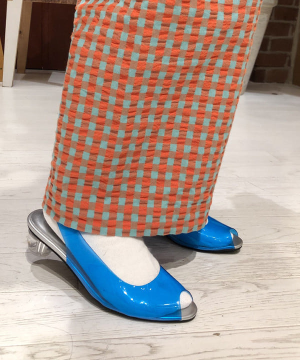 イシイ サオリさんの「BEAMS WOMEN｜BEAMS BOY / カットワーク ノースリーブ ブラウス」を使ったコーディネート