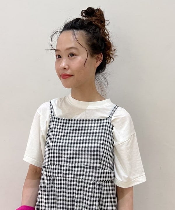 清水 彩乃さんの「BEAMS WOMEN｜BEAMS BOY / BBロゴ ショップバック」を使ったコーディネート